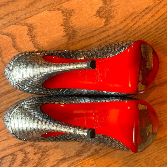 Christian Louboutin Very Prive Watersnake - Picture 6 of 13